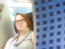 Non perde una goccia nella sua bocca video (Linda Lay)